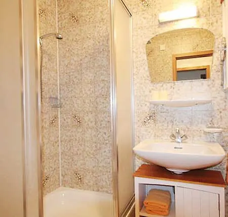 Apartamento Mit Bergblick In *