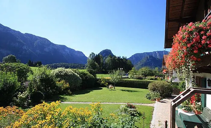 Mit Bergblick In